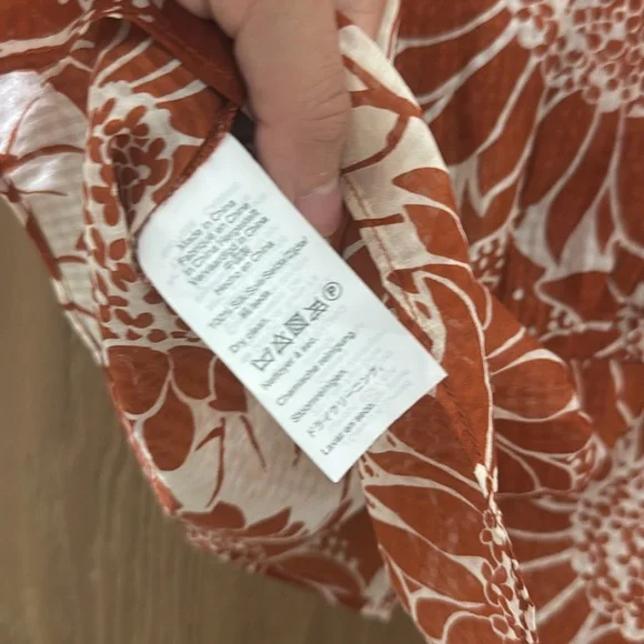 Madewell Silk Journal Keyhole-Sleeve Top in Sunflower Season - Picture 4 of 4